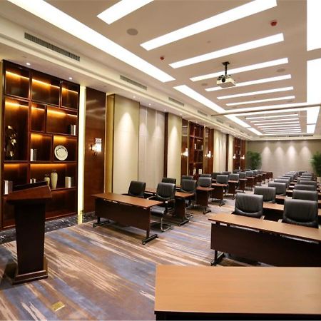 Grand Skylight International Hotel Пекин Экстерьер фото