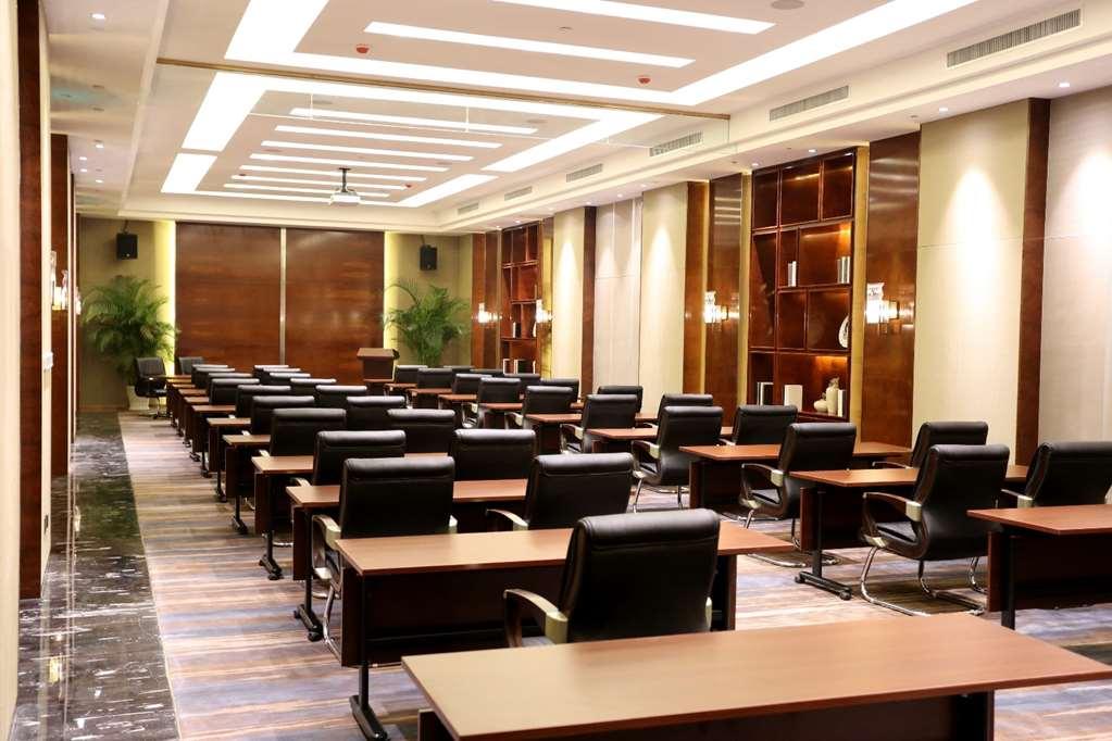 Grand Skylight International Hotel Пекин Удобства фото