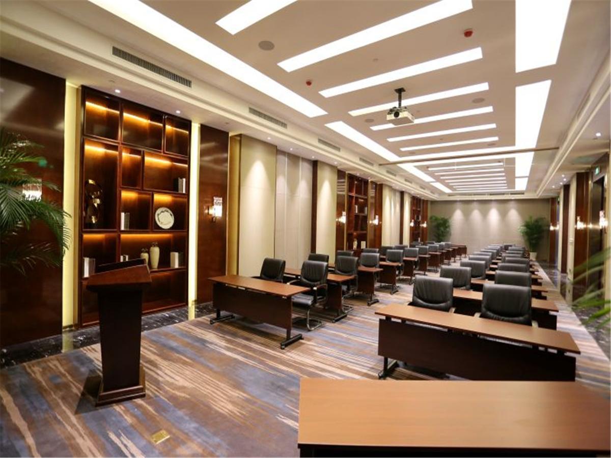 Grand Skylight International Hotel Пекин Экстерьер фото